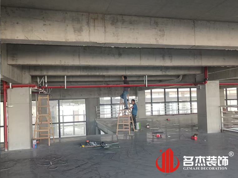 ����������ʱ�������ǲ�!��¼װ����ƹ�˾ͼ��